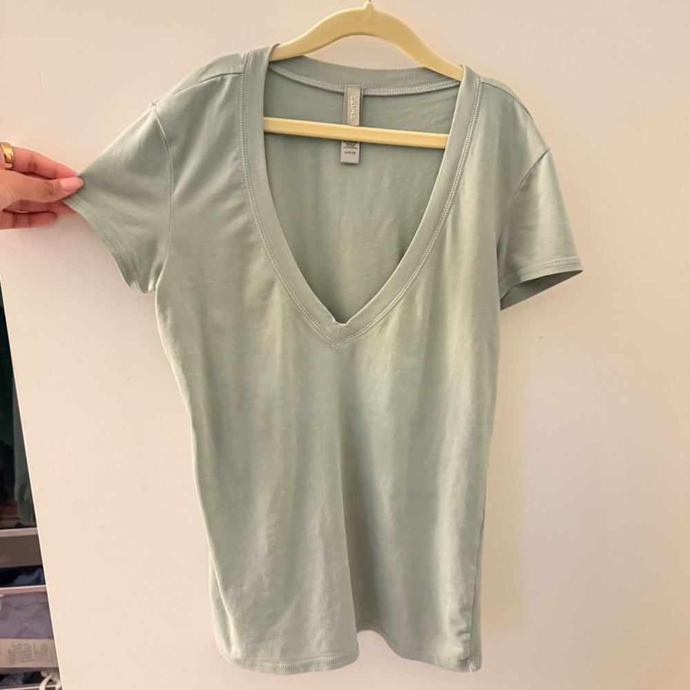 SKIMS Mineral New Vintage V-Neck Short Sleeve Tee
